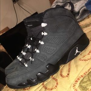 Anthracite 9s